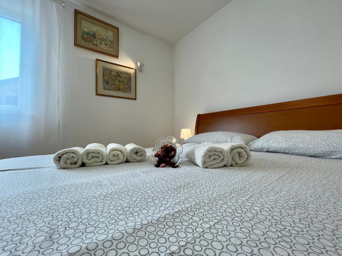 Apartments Matacin With Sea View Opatija Eksteriør bilde