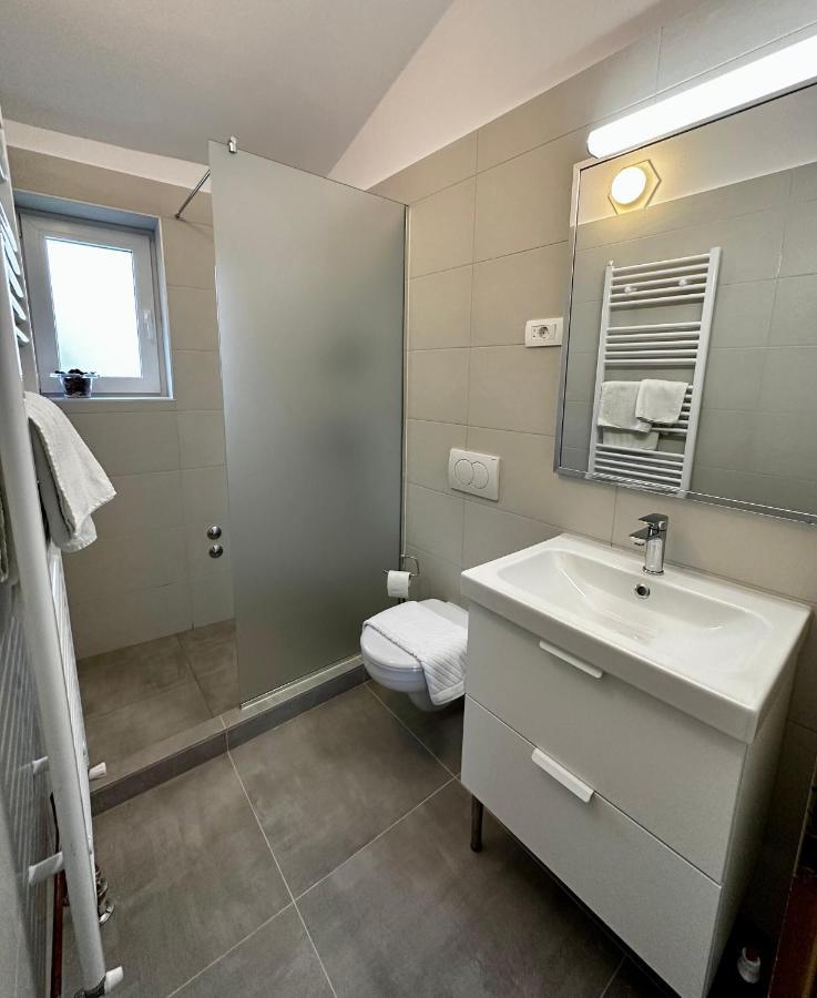 Apartments Matacin With Sea View Opatija Eksteriør bilde